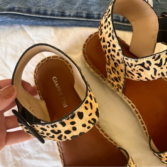 Gianni Bini‎ Platform Sandals Size 8 Cheetah Print - Picture 6 of 8